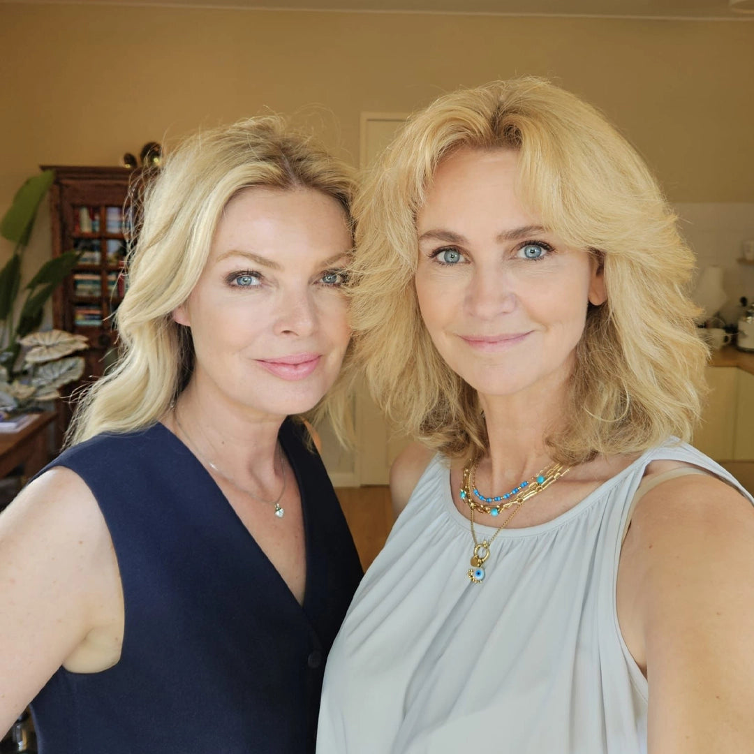 Simone van Trojen with Daphne Deckers on Daphne op donderdag podcast