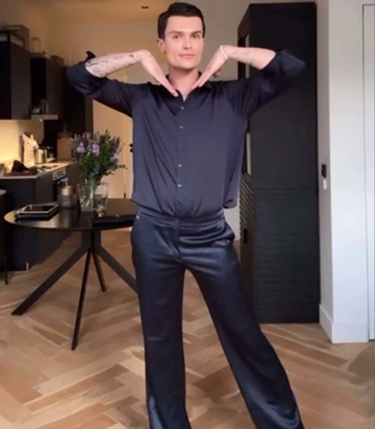 Koen van Dijk wearing the LaDress Estee