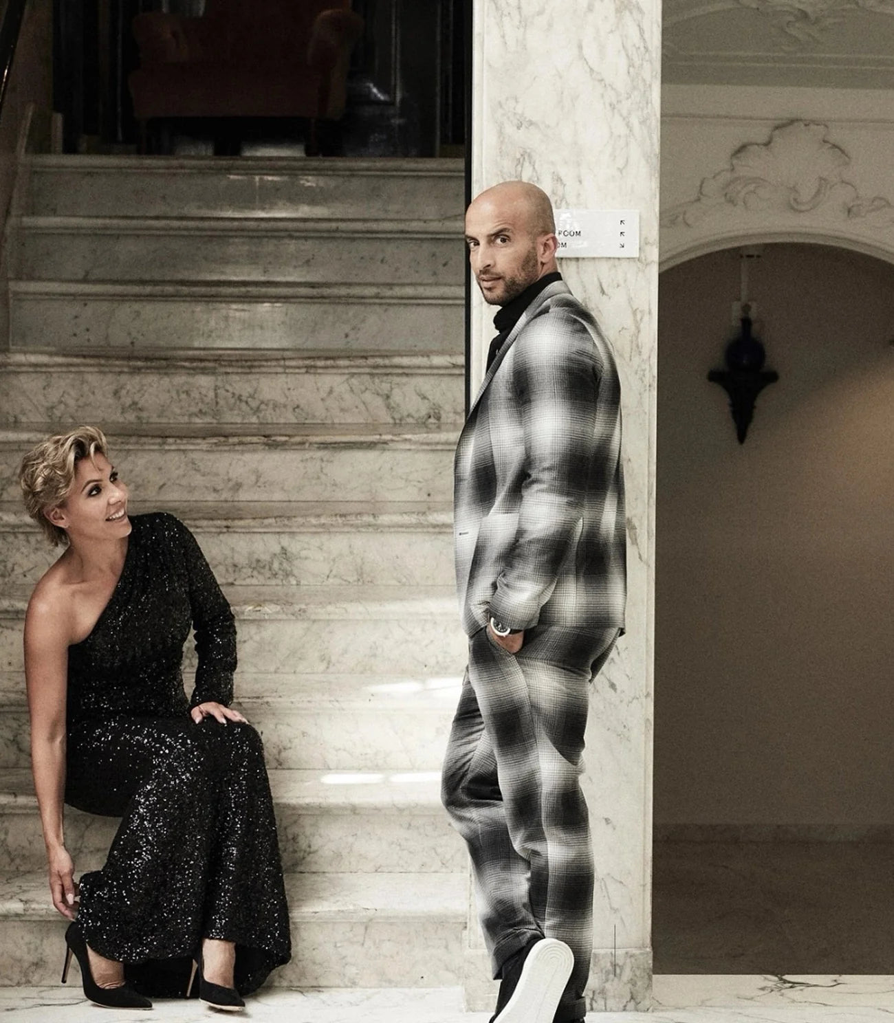 Manou in LaDress