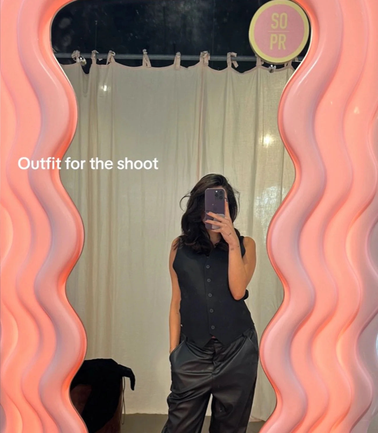 Anna Nooshin in LaDress