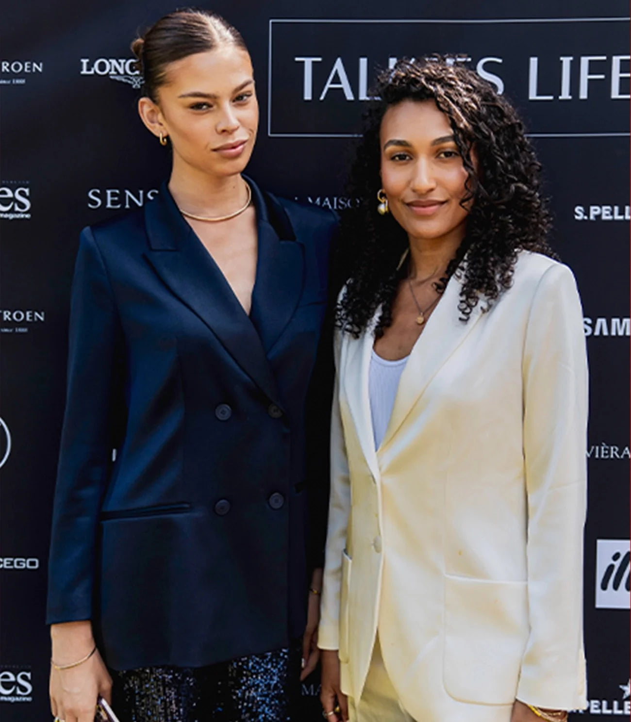 Rikkie & Ona in LaDress
