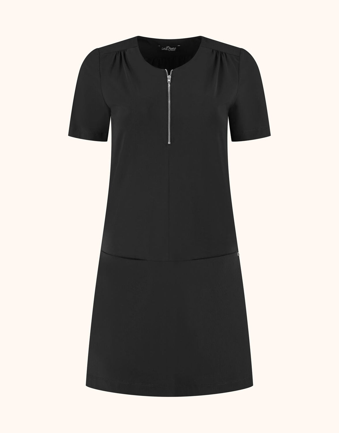 Packshot of the Jody Black tunic in jersey lycra with a zip neckline and pockets.