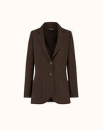 Packshot van de Carey Espresso blazer van crepe satijn met klassieke revers en twee knopen.