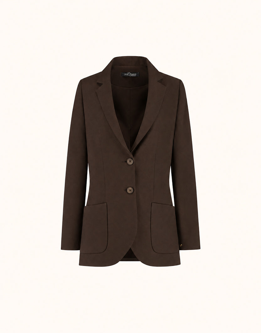 Packshot van de Carey Espresso blazer van crepe satijn met klassieke revers en twee knopen.