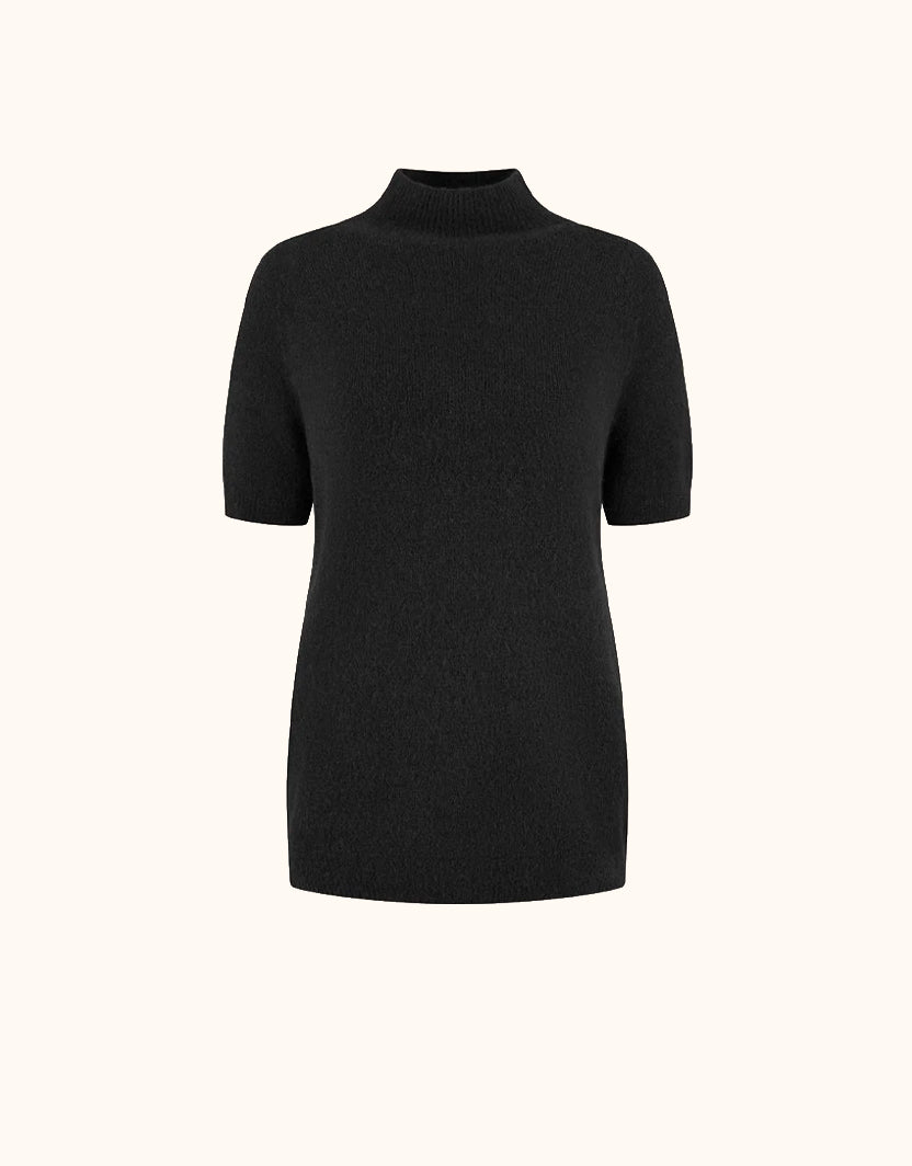 Willow Black