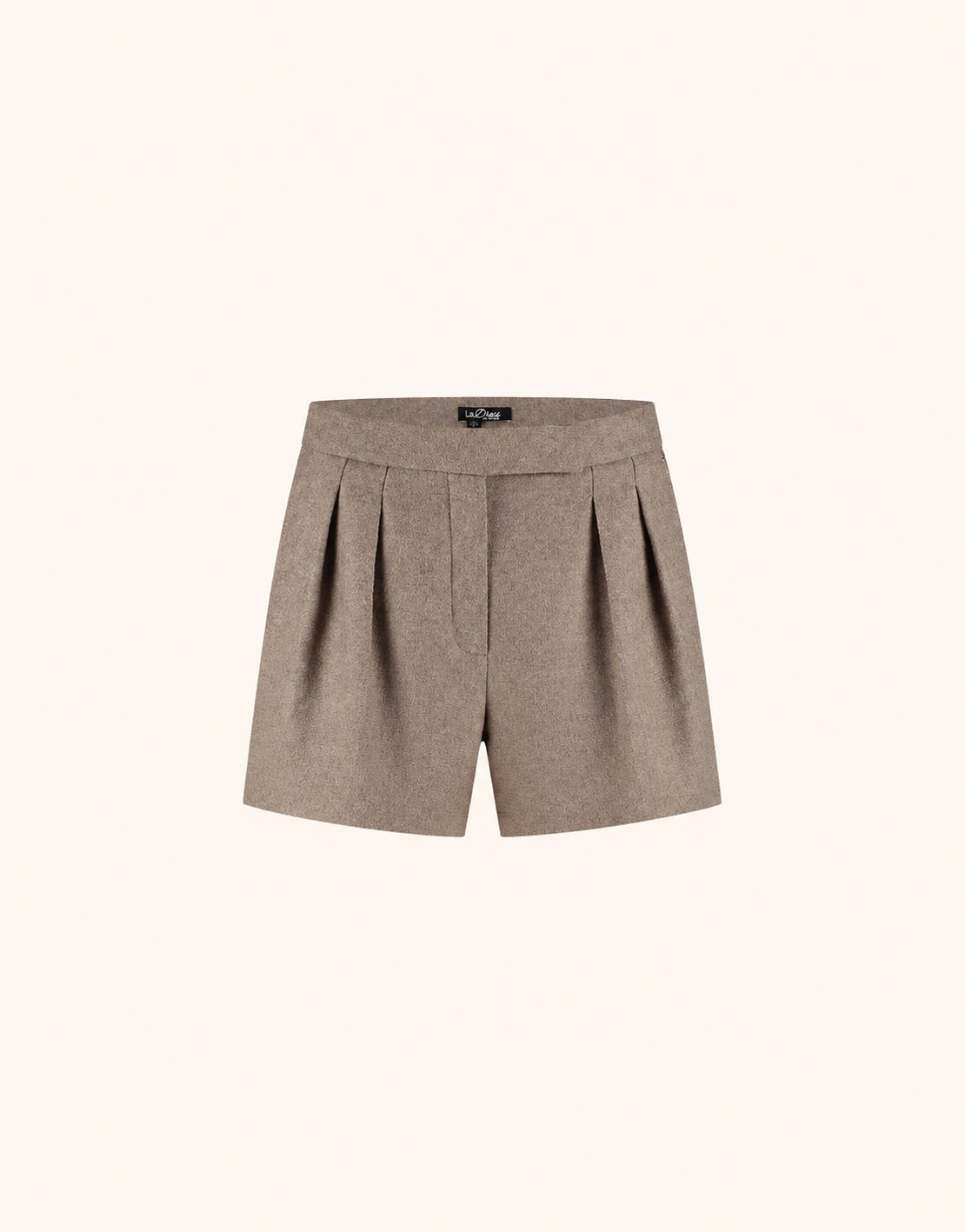 Packshot of the Genua Beige Toffee shorts in viscose wool blend with front pleats.